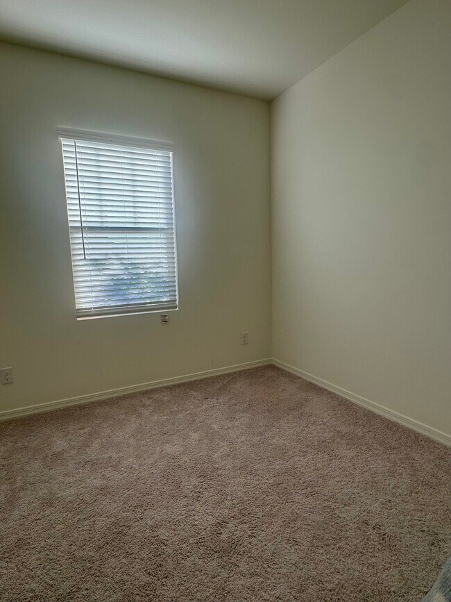 Dormitorio - 25344 N Atlas Rd