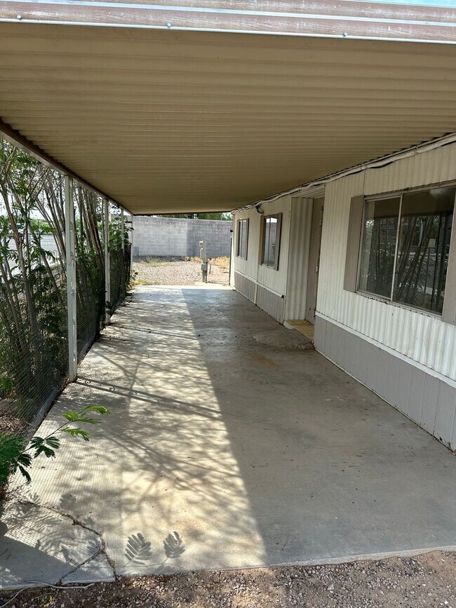 Foto del edificio - Cozy 3 bedroom 2 bathroom home in Mesa