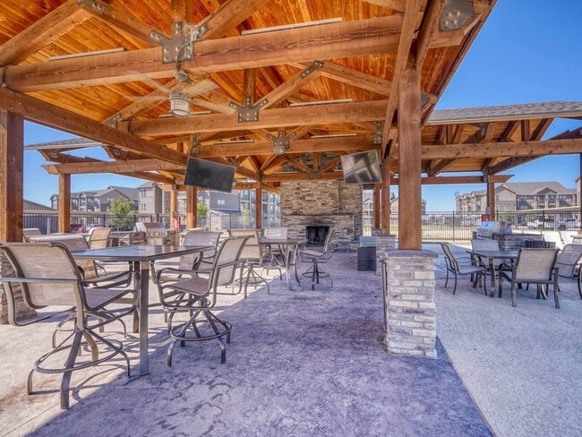 Building Photo - Advenir at Legado Ranch