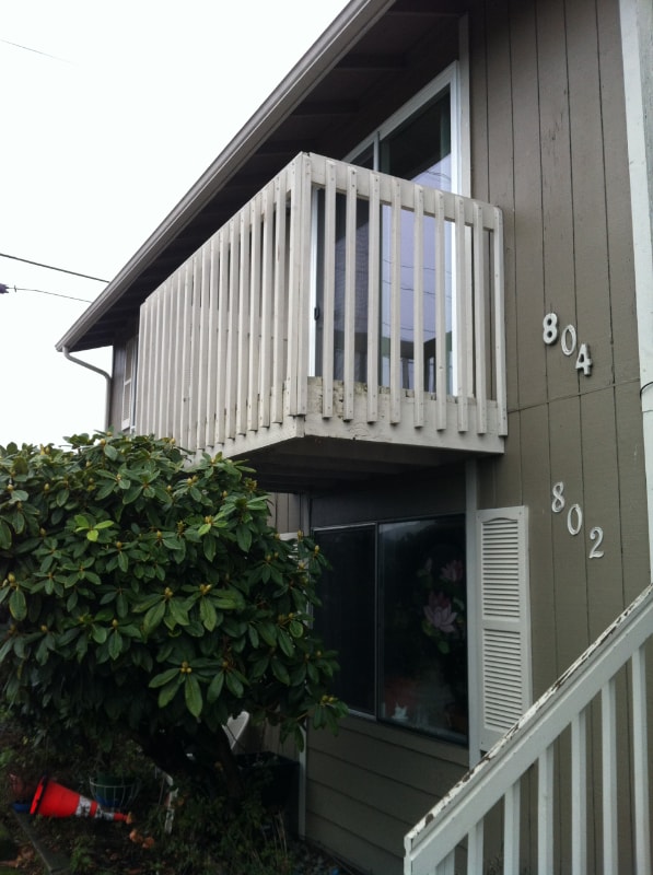 Building Photo - 804 22nd St NE