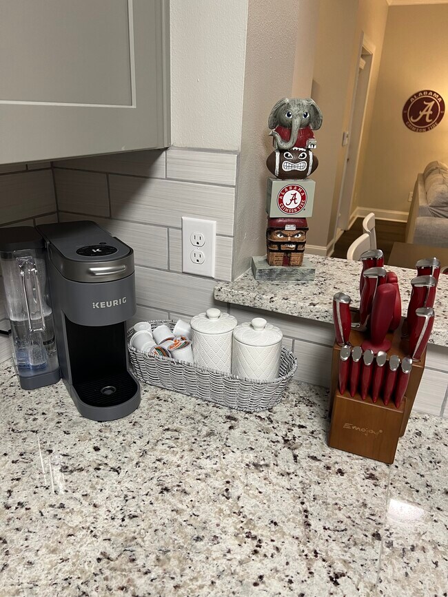 Foto del edificio - 3218 Veterans Memorial Pky