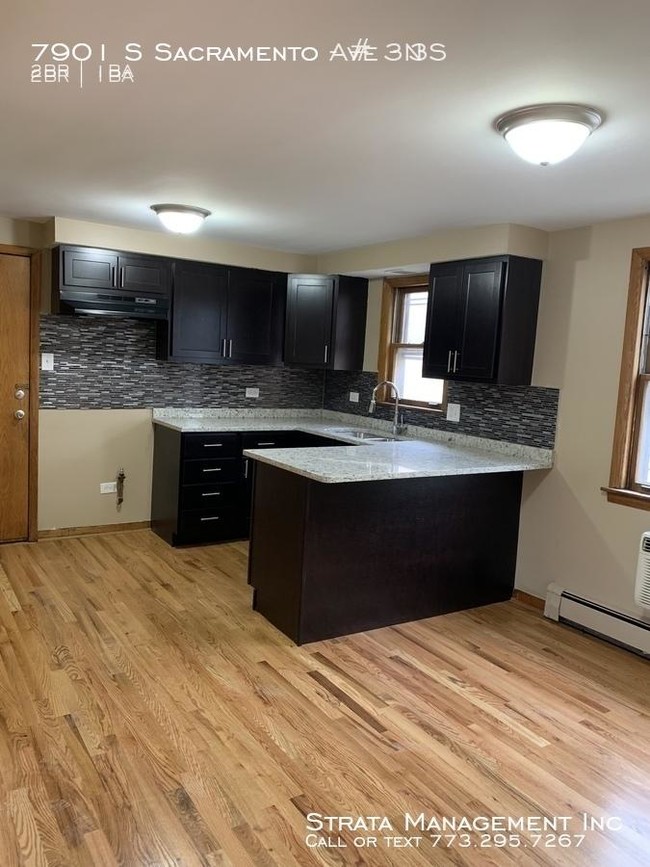 Building Photo - 2 bedroom in Chicago IL 60652
