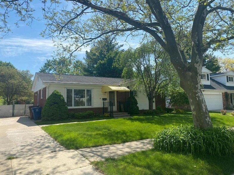 Foto principal - 2160 Georgetown Blvd