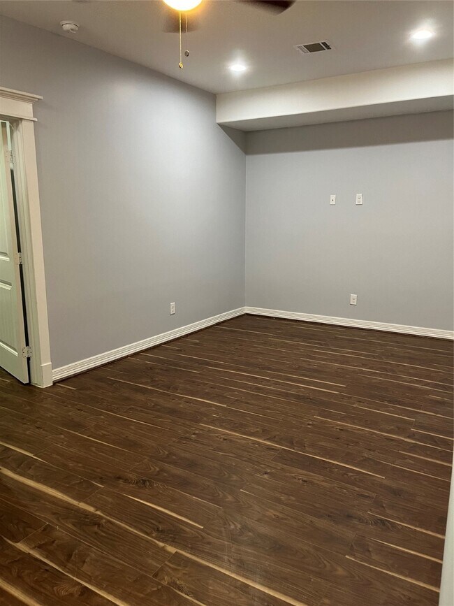 Foto del edificio - 23030 S Oak Dr
