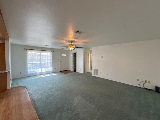 Foto del edificio - 3606 US-71