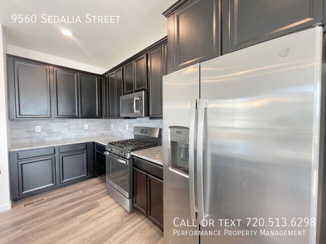 Foto del edificio - 9560 Sedalia St