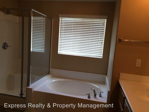 Building Photo - 1512 Sweet Basil Cir