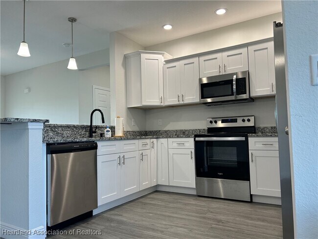 Foto del edificio - 6609 Concord St