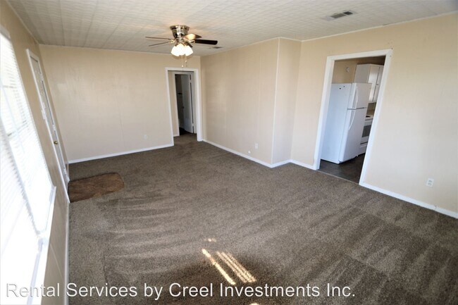 Foto del edificio - 3 br, 1 bath House - 718 Avenue C