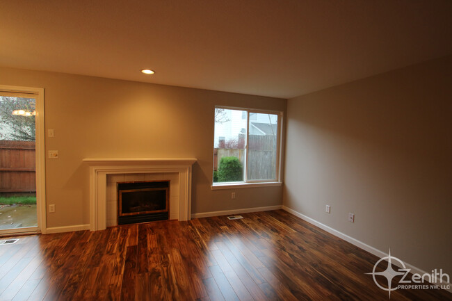 Foto del edificio - Wonderful 3 Bedroom Home in Vancouver! Upd...