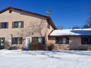 Building Photo - 6602 83rd Ct N