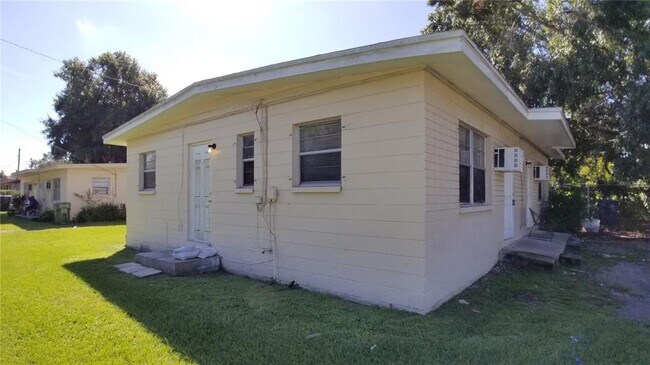 Building Photo - 2925 N 46th St