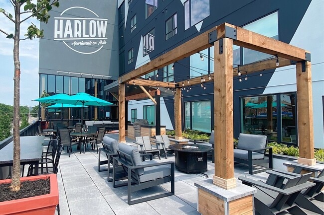 Building Photo - Harlow on Main