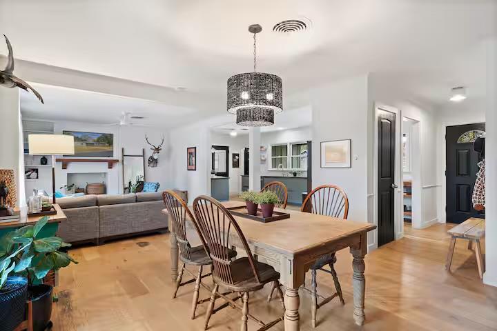 Foto principal - 1802 Hutto Rd