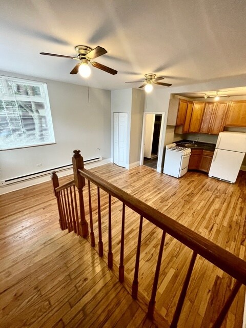 Foto del edificio - 3915 N Southport Ave
