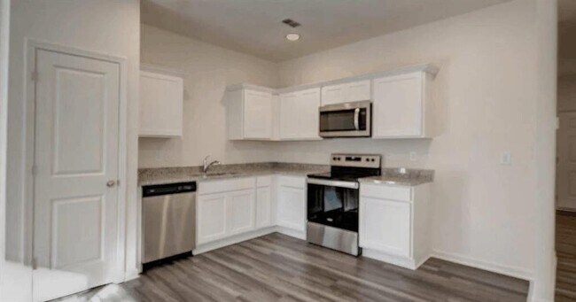 Foto del edificio - 3180 Delancy St