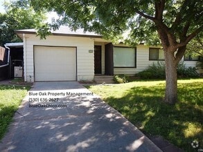 Building Photo - 74 Terrace Dr