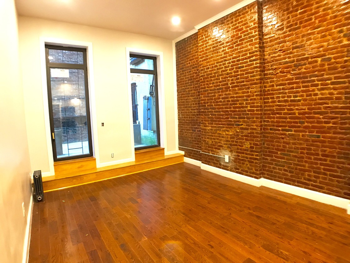 Foto principal - 1883 Amsterdam Ave