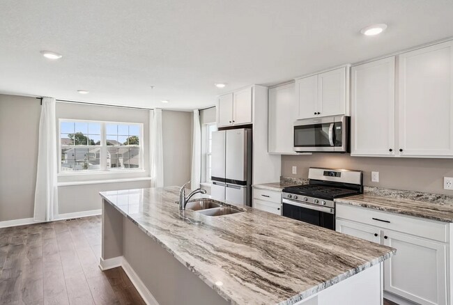 Building Photo - 6636 Hinterland Trl S