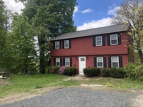 Building Photo - 87 S Silver Ln