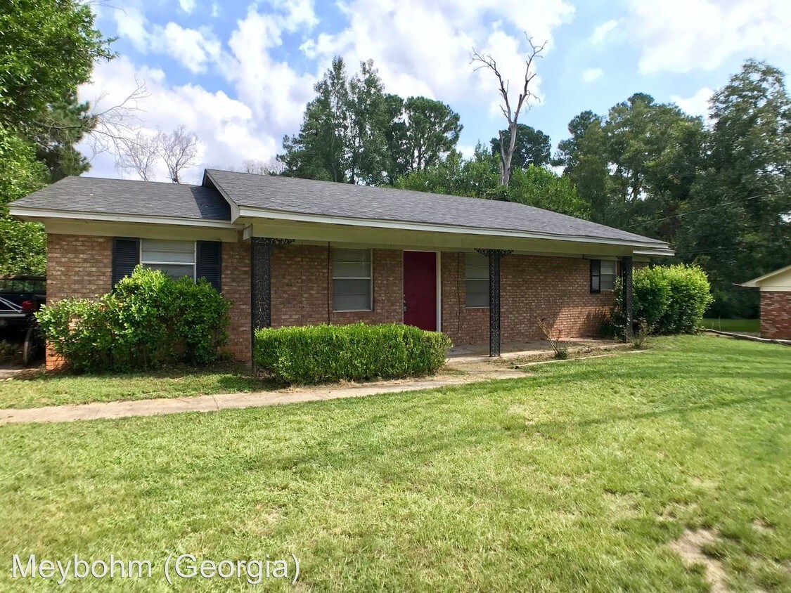 Primary Photo - 3 br, 1.5 bath House - 105 Concord Street