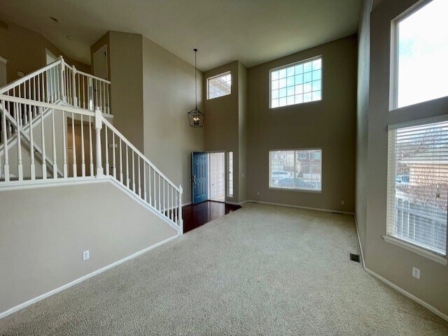 Photo - 5914 S Ukraine St House