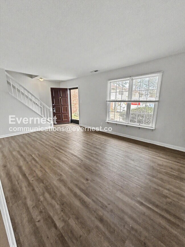 Foto del edificio - 2723 Reynolds Park Rd