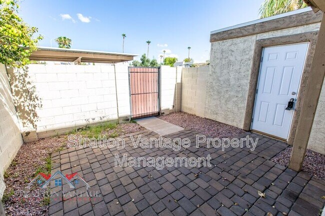 Building Photo - 7803 E Keim Dr