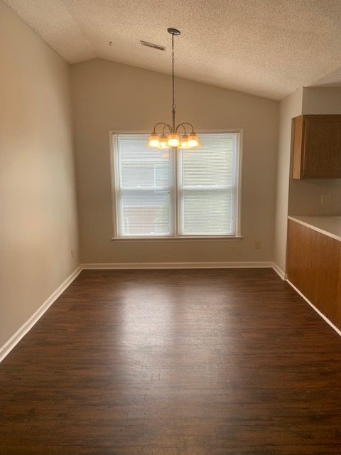 Foto del edificio - 3 Bed / 2 Bath at Willoughby Park