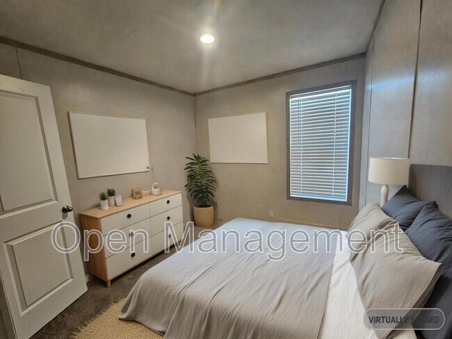 Foto del edificio - 725 S 12th St