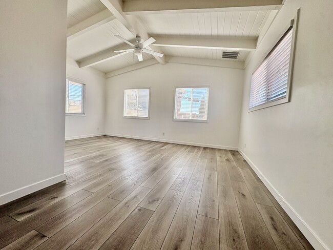 Building Photo - 1622 Ocean Ave