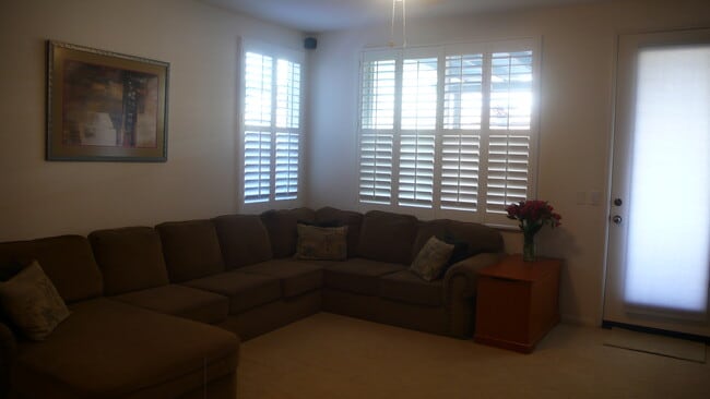 Building Photo - Must See!! Beautiful 4 BD, 3 BA Home In The Great Neighborhood Of Ocean View Hills- San Diego