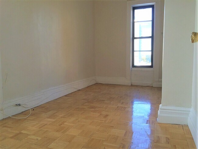 Foto del edificio - 159 Willoughby Ave