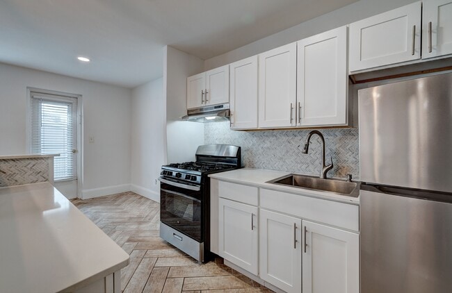 Photo - 43 Cottage St Apartment