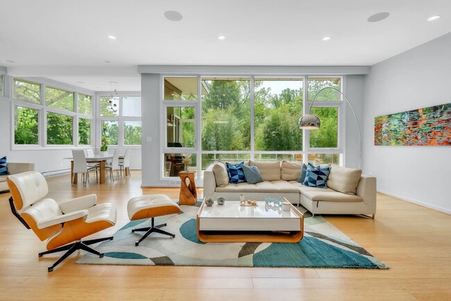 Foto del edificio - 3302 Shirley Ln