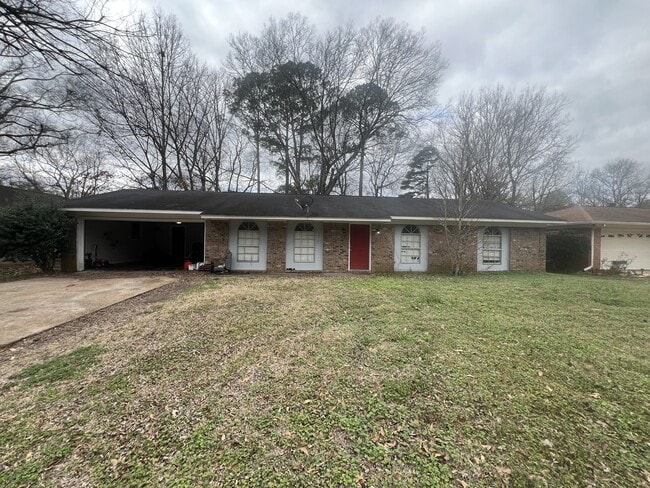 Photo - 2915 Longwood Dr House