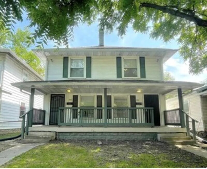 Foto del edificio - 2829 E 19th St