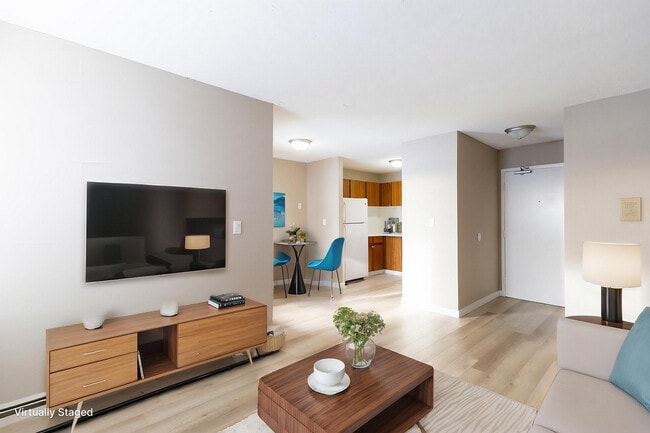 Building Photo - Cedarbrae Manor