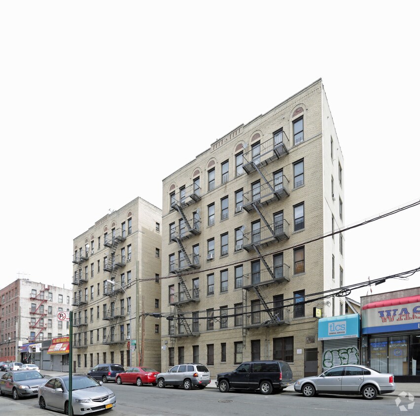 Primary Photo - 25 E 213th St