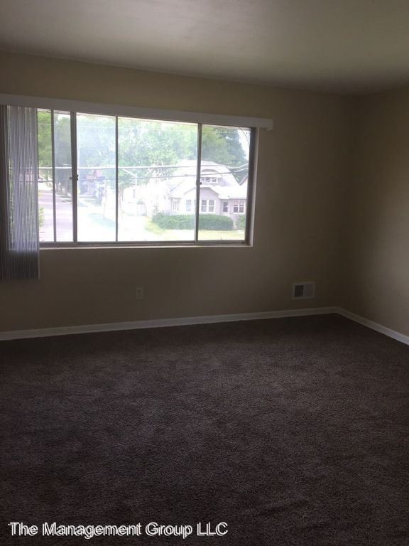 Foto del edificio - 8641 W Lapham St
