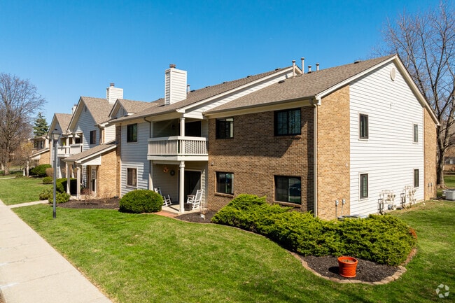 Lenox Trace Condominium
