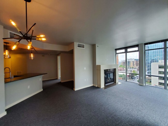 Foto del edificio - 819 Virginia St