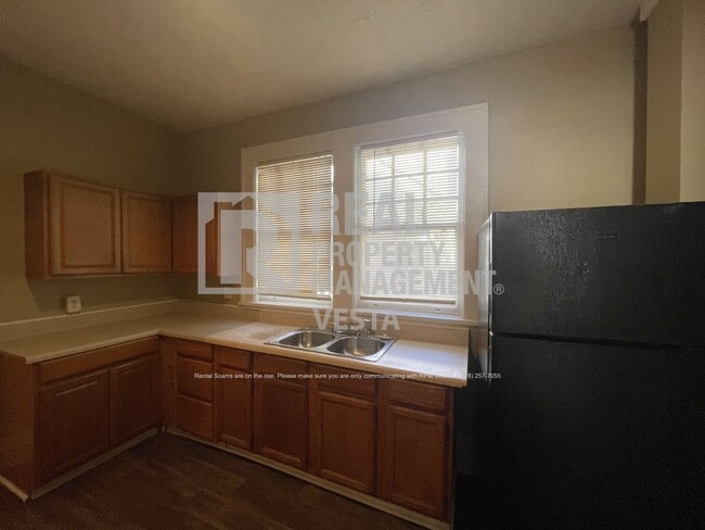 Foto del edificio - 1096 Hillyer Ave