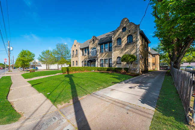 Foto del edificio - 4400 Gaston Ave