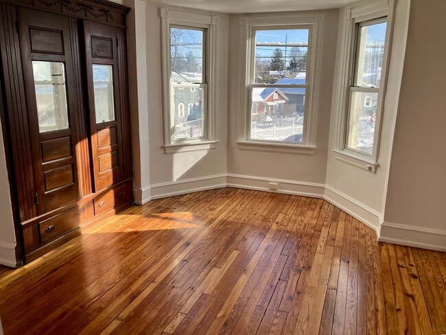 Foto del edificio - 227 Broadway