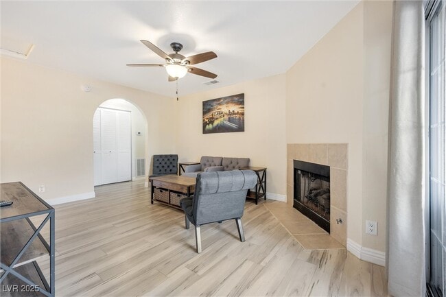 Building Photo - 2200 S Fort Apache Rd