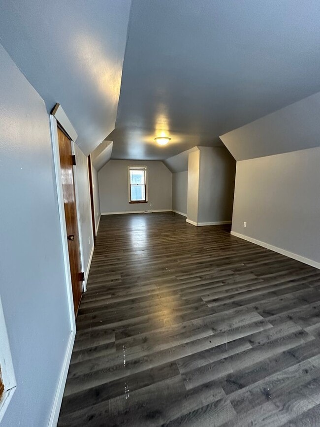 Foto del edificio - 1019 E Grand Ave