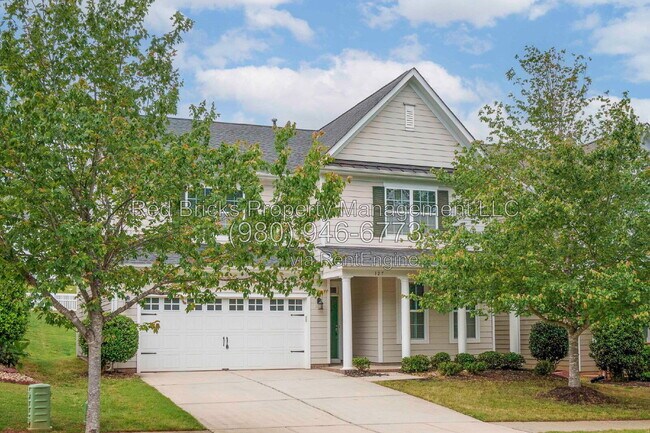 Building Photo - 127 Blossom Ridge Dr