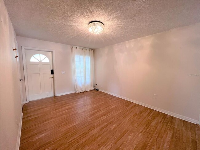 Foto del edificio - 5310 S Quincy St