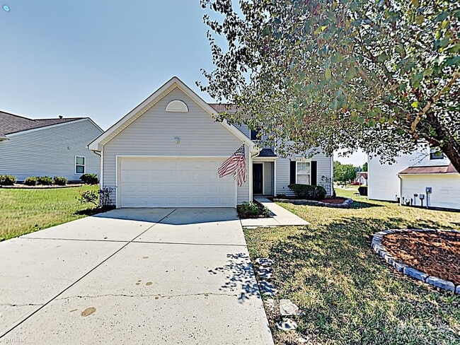 Building Photo - 4112 Dover Downs Dr